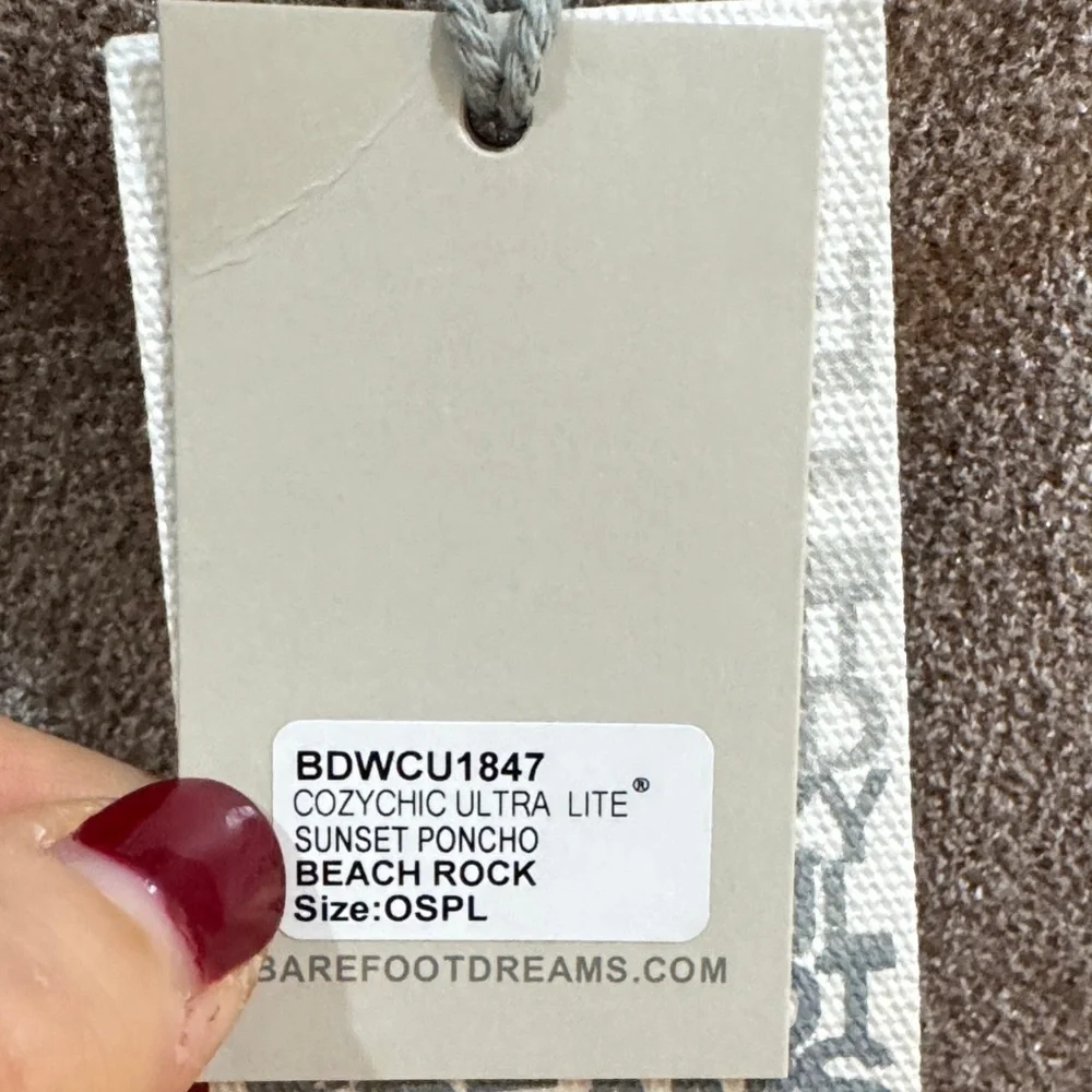 RARE: Barefoot Dreams Three-Tone Poncho in Brown, Beige and Taupe One Size Plus